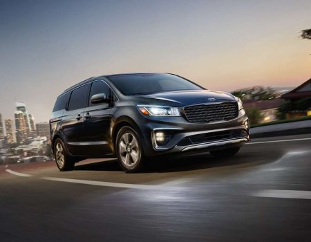 Automóvil Kia Sedona 2018